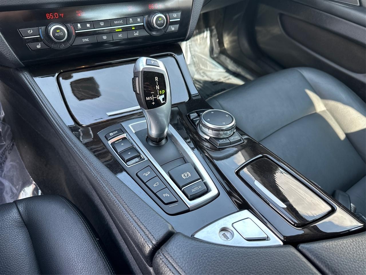 BMW 5-Series  2015