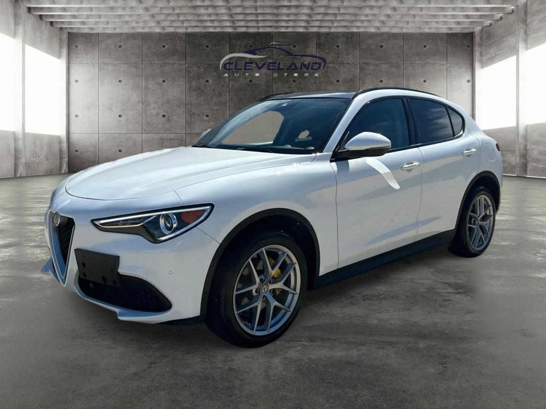 Alfa Romeo Stelvio  2018