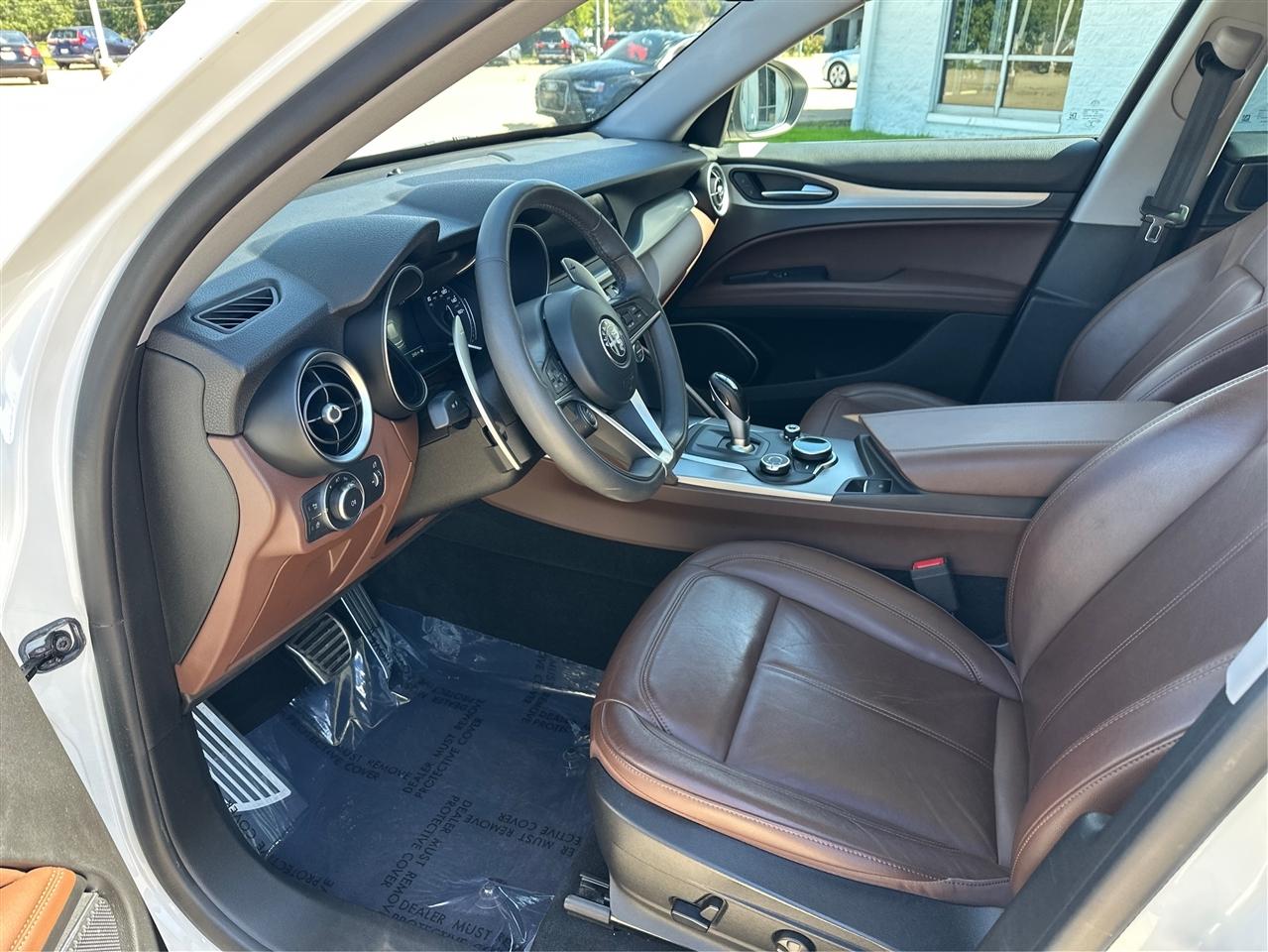 Alfa Romeo Stelvio  2018