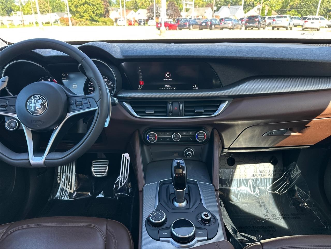 Alfa Romeo Stelvio  2018