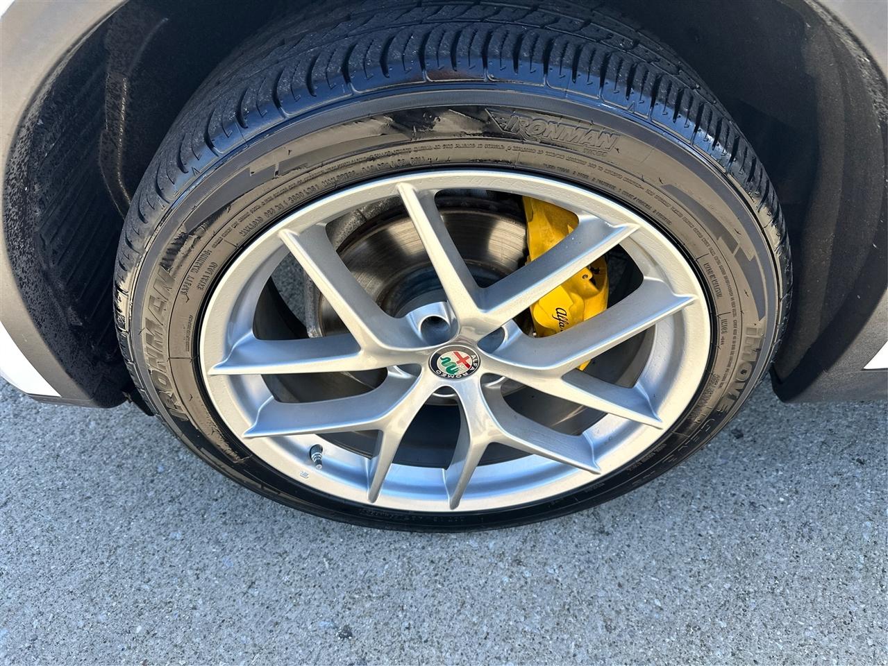 Alfa Romeo Stelvio  2018