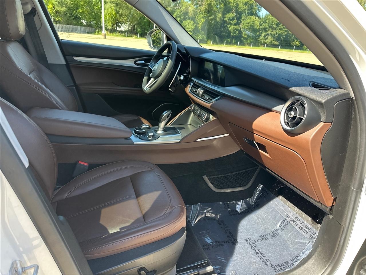 Alfa Romeo Stelvio  2018