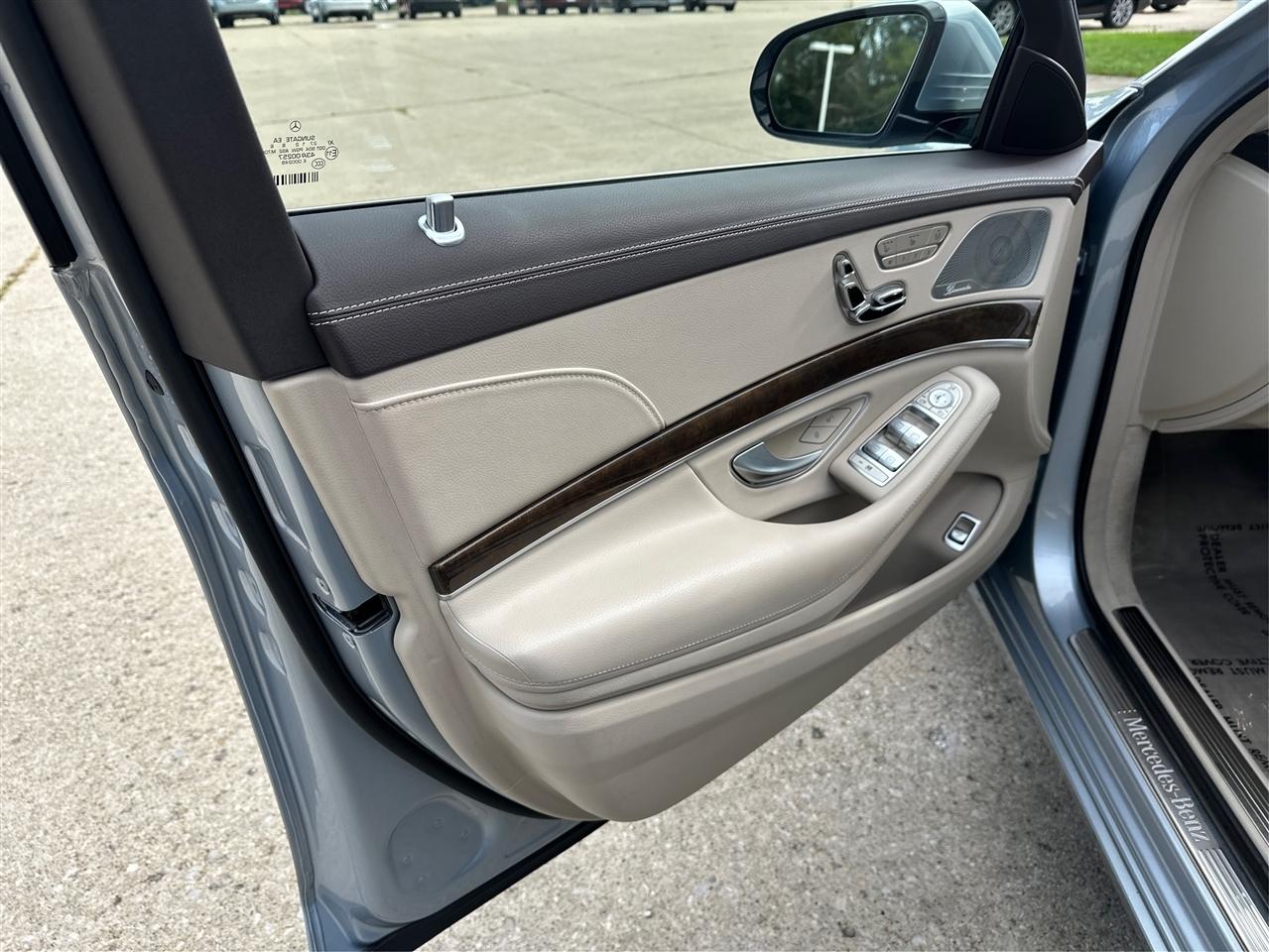 Mercedes-Benz S-Class  2017