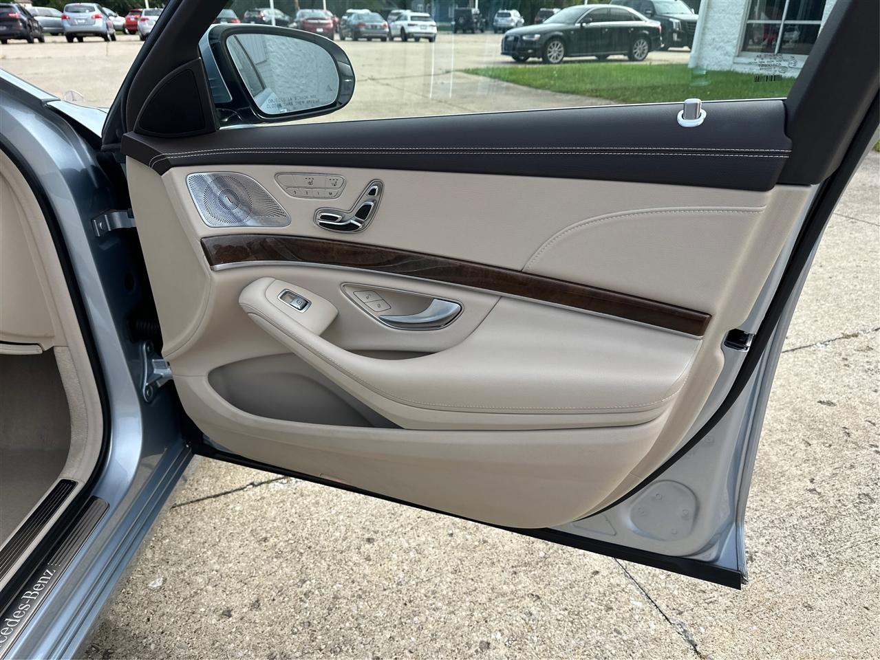 Mercedes-Benz S-Class  2017