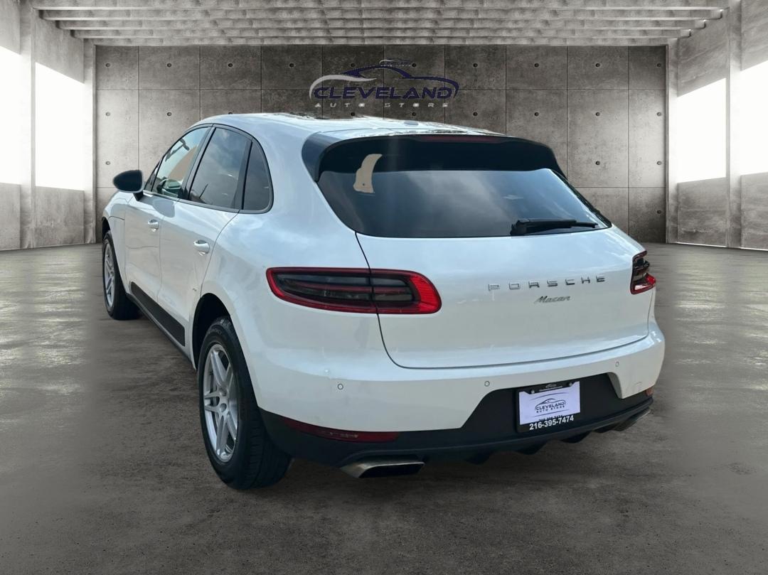 Porsche Macan  2017