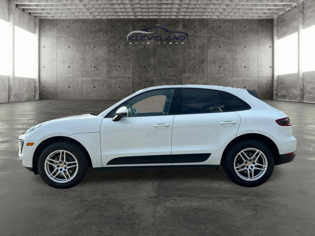 Porsche Macan  2017