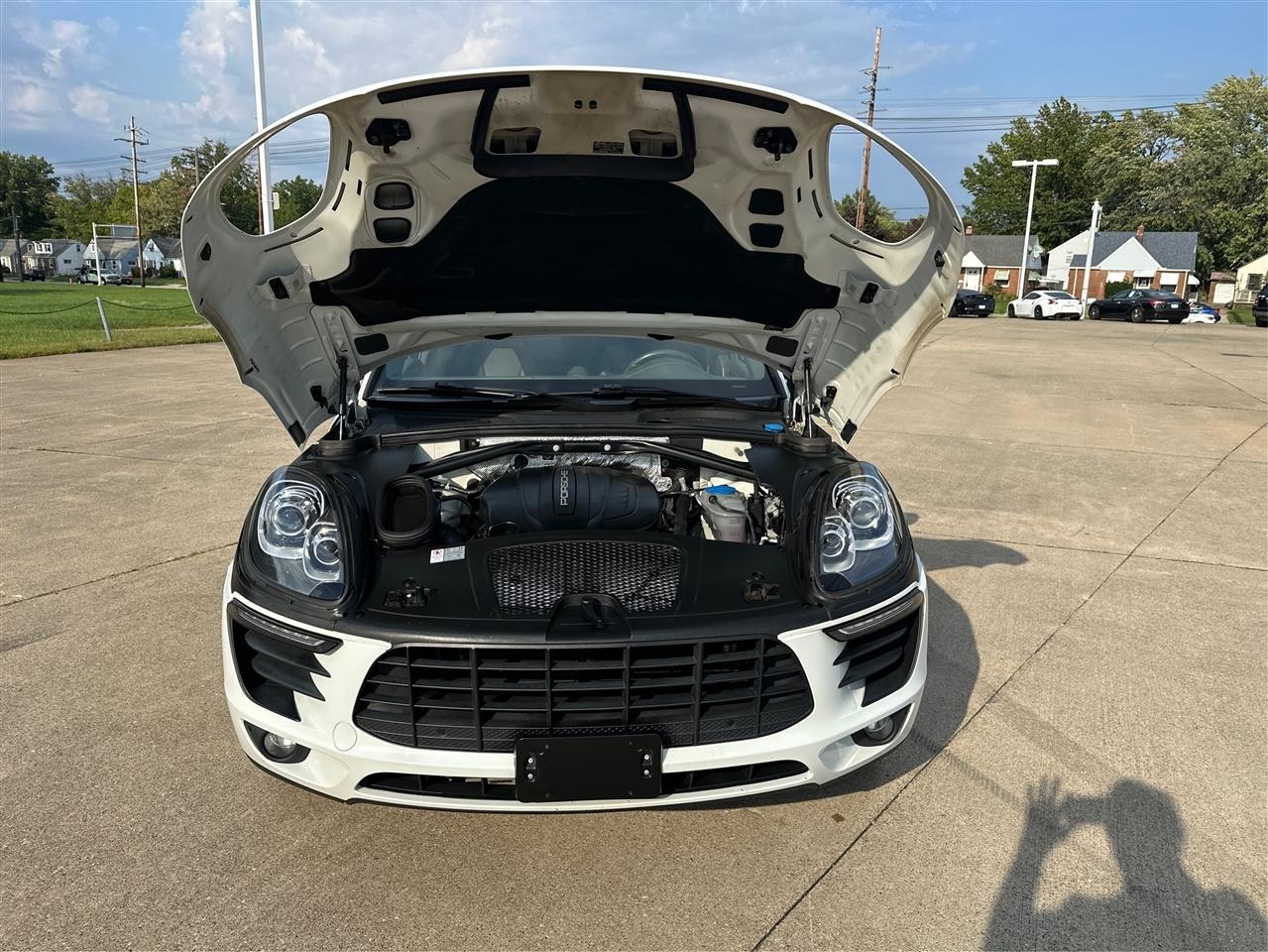 Porsche Macan  2017