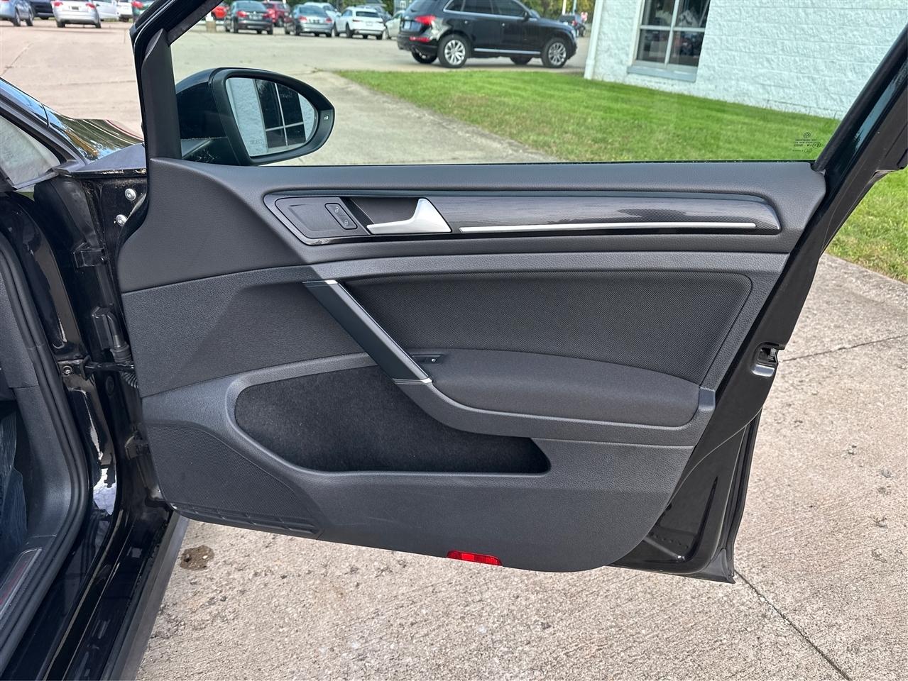 Volkswagen Golf GTI  2017