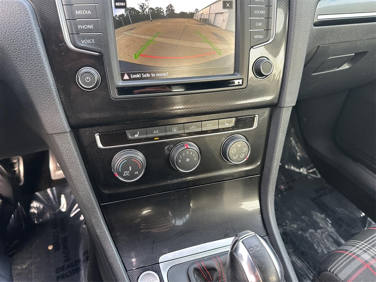 Volkswagen Golf GTI  2017
