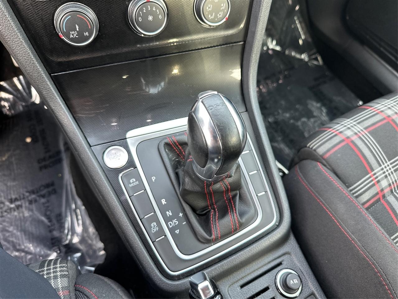 Volkswagen Golf GTI  2017