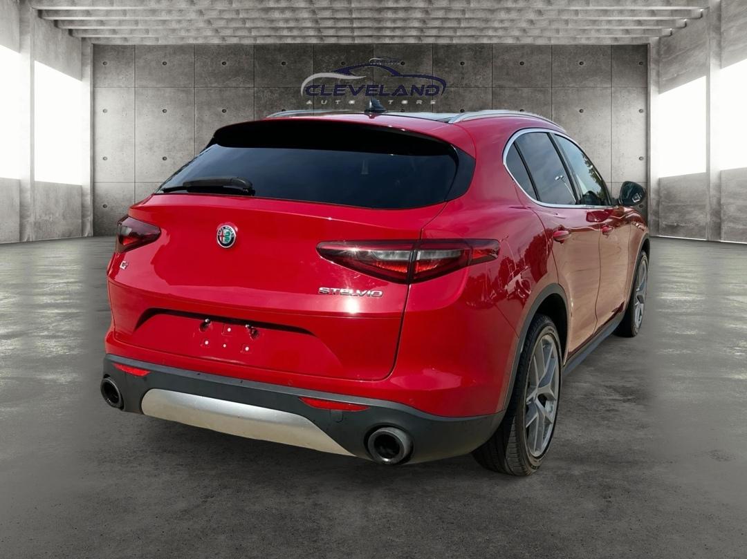 Alfa Romeo Stelvio  2018