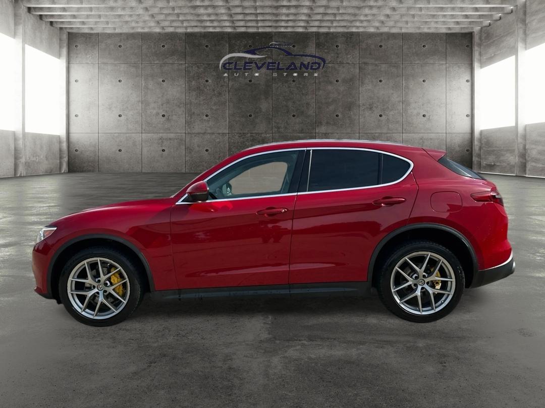 Alfa Romeo Stelvio  2018