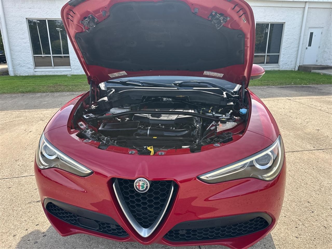 Alfa Romeo Stelvio  2018