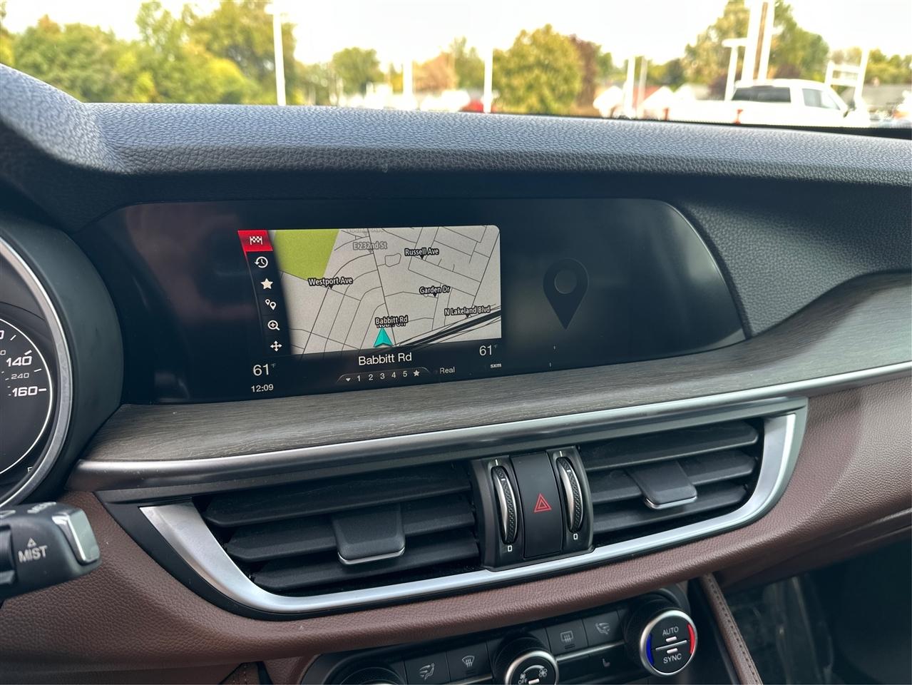 Alfa Romeo Stelvio  2018