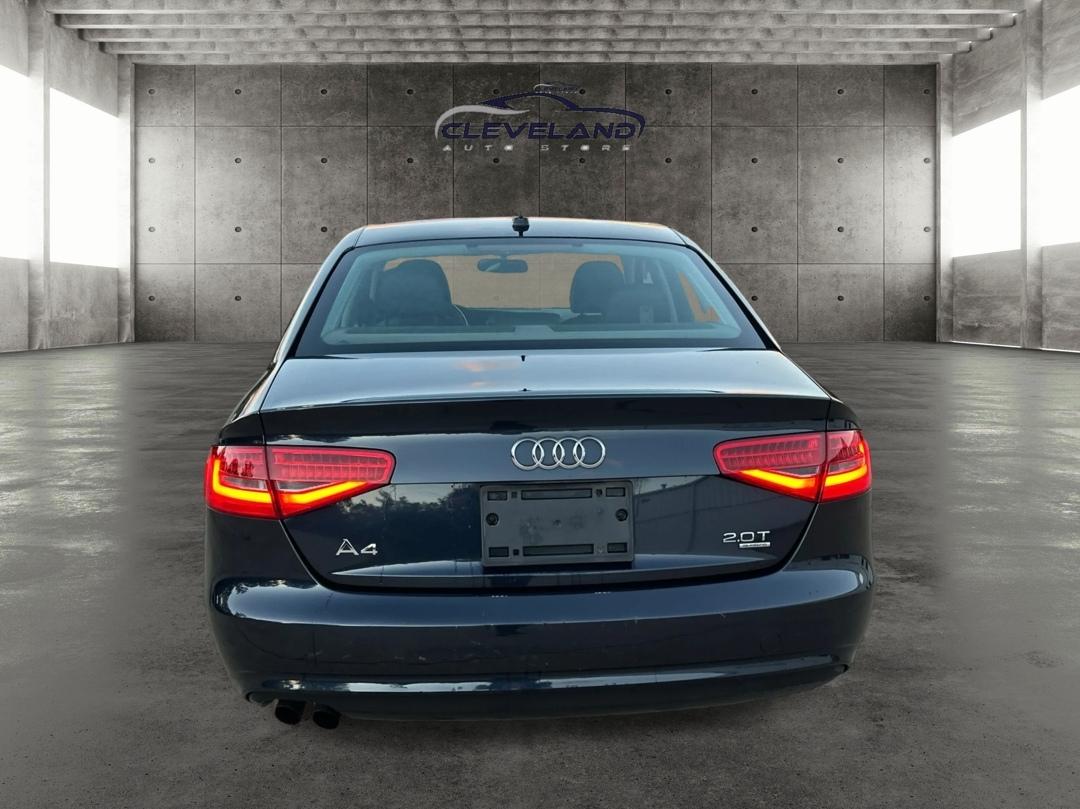 Audi A4  2013