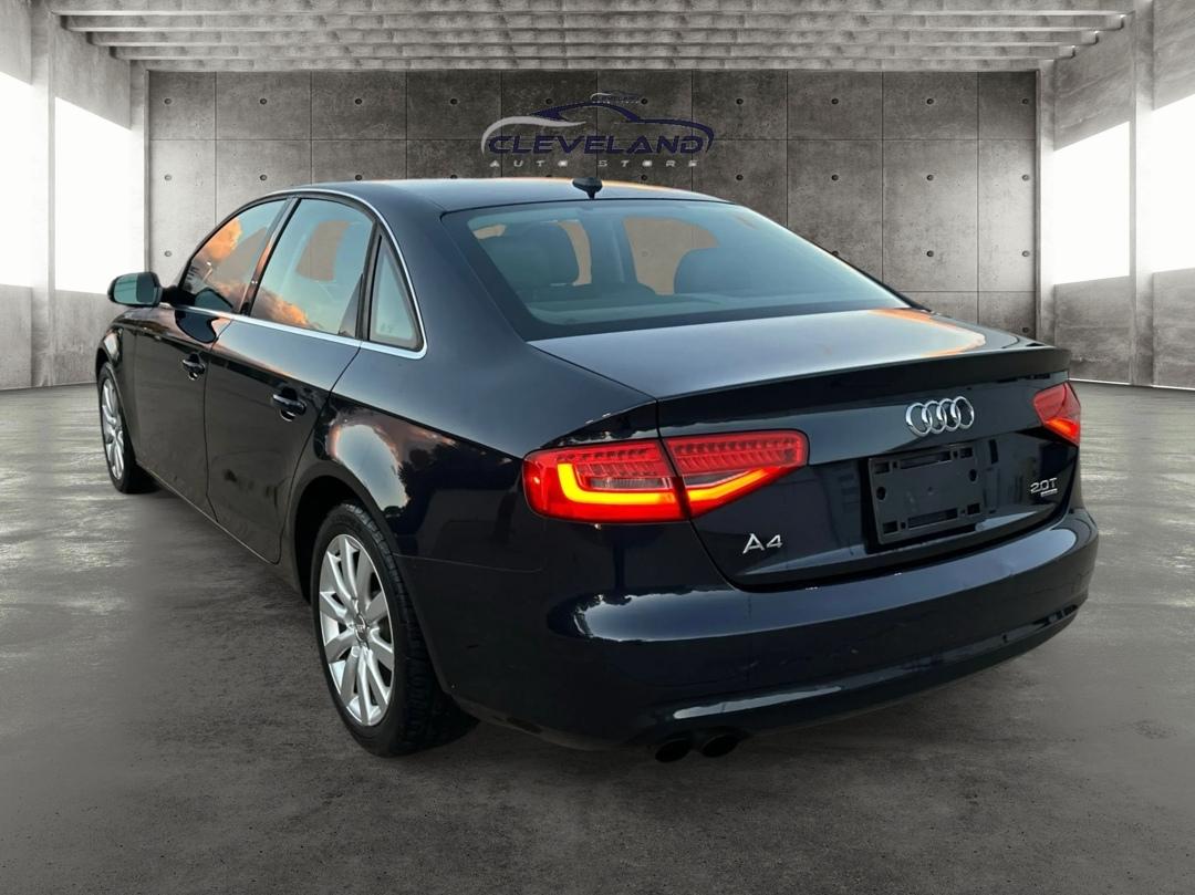 Audi A4  2013