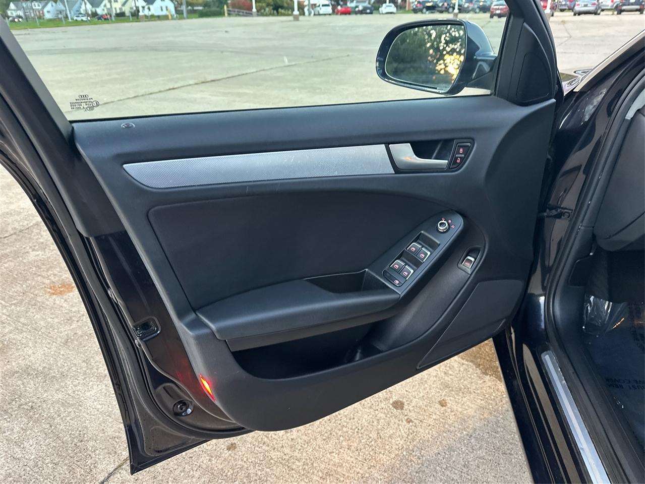 Audi A4  2013