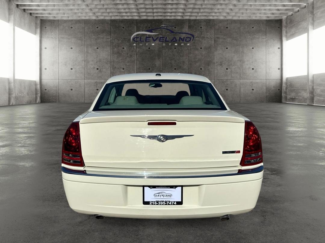 Chrysler 300  2009
