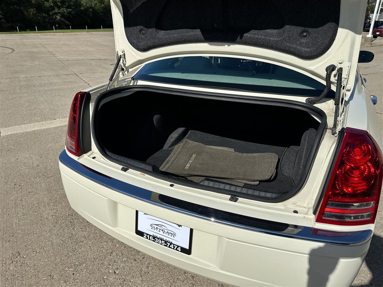 Chrysler 300  2009