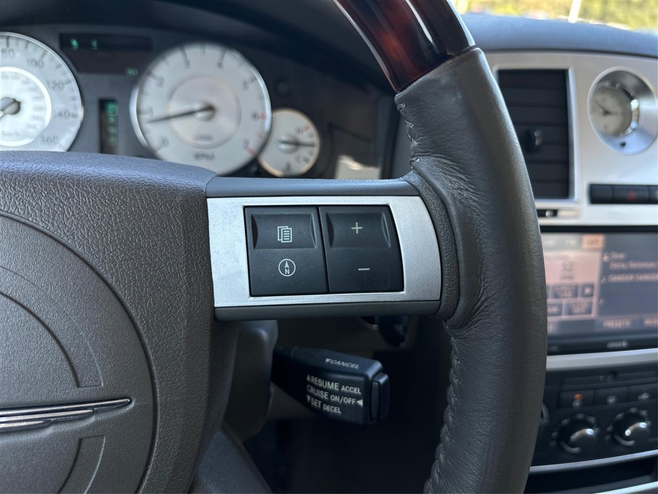 Chrysler 300  2009