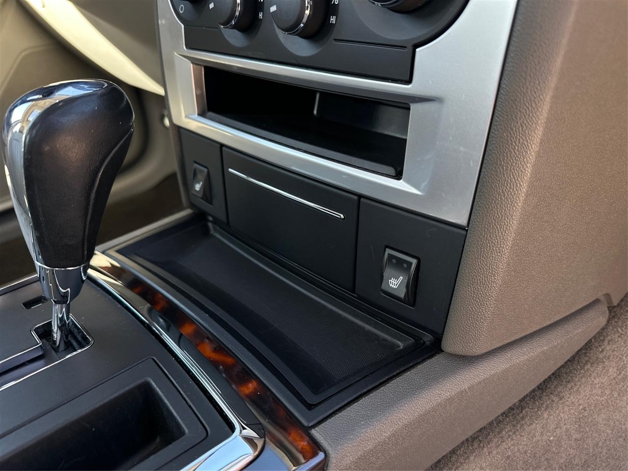 Chrysler 300  2009