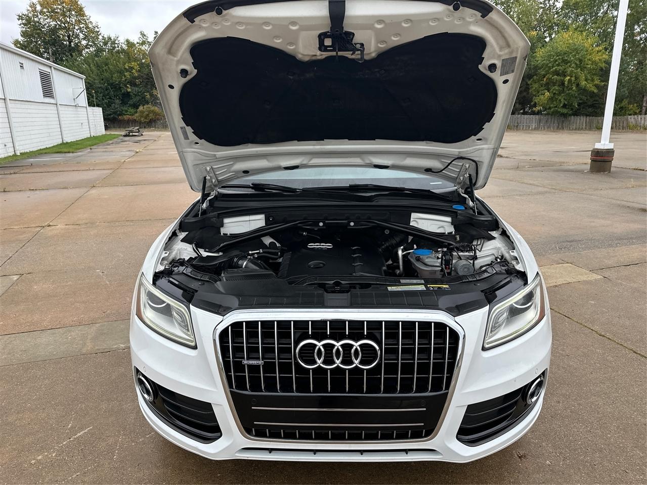 Audi Q5  2016