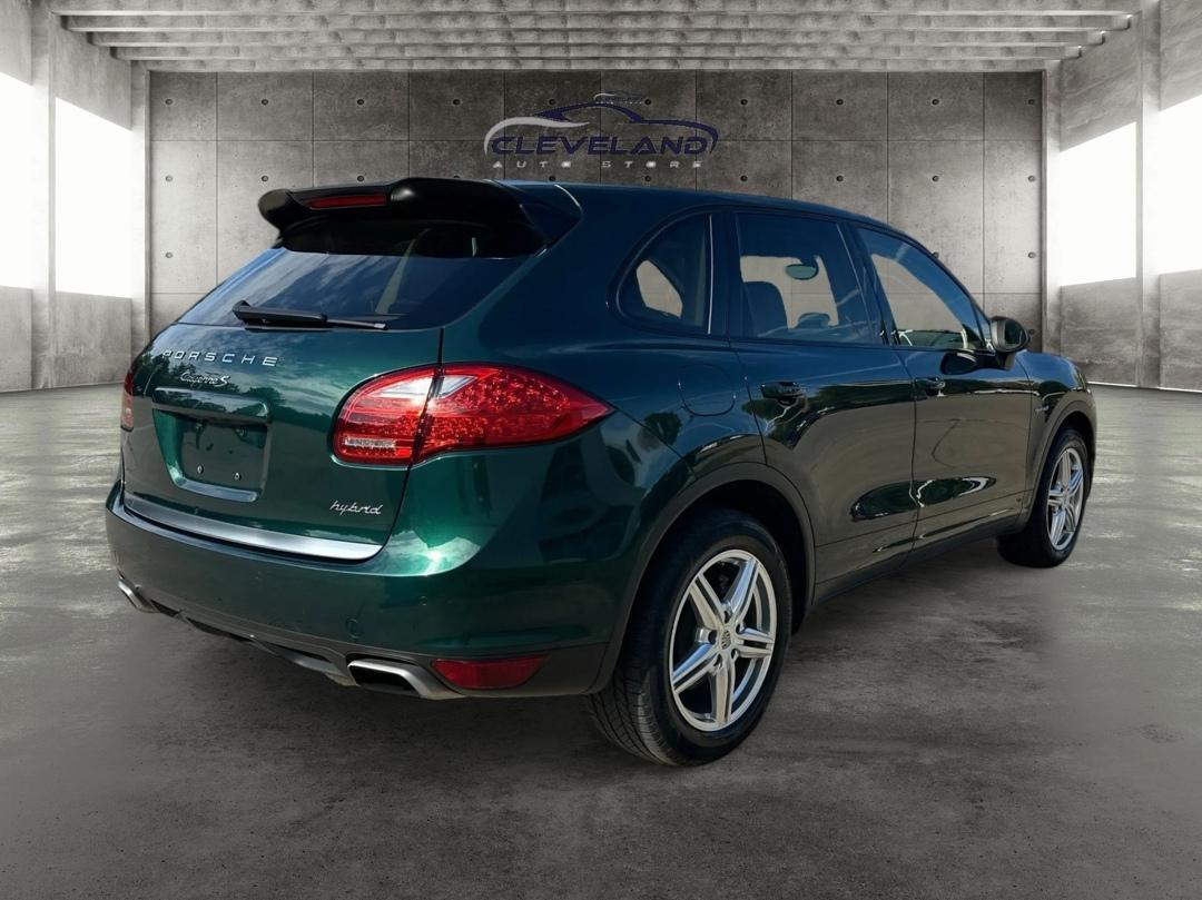 Porsche Cayenne Hybrid  2014