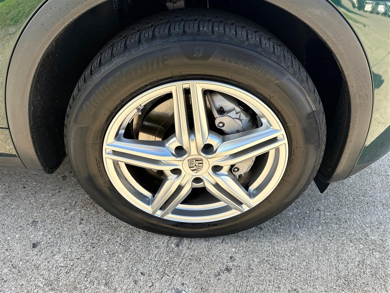 Porsche Cayenne Hybrid  2014
