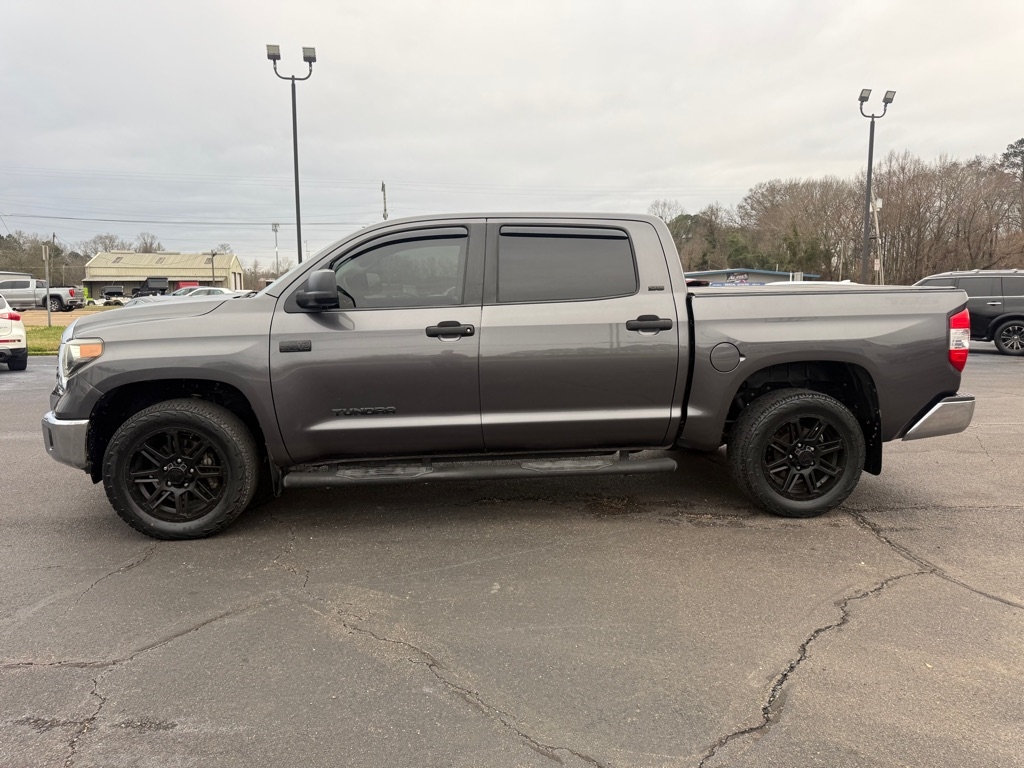 Toyota Tundra  2018