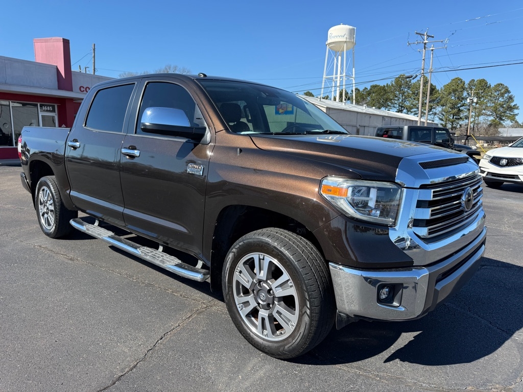 Toyota Tundra  2018
