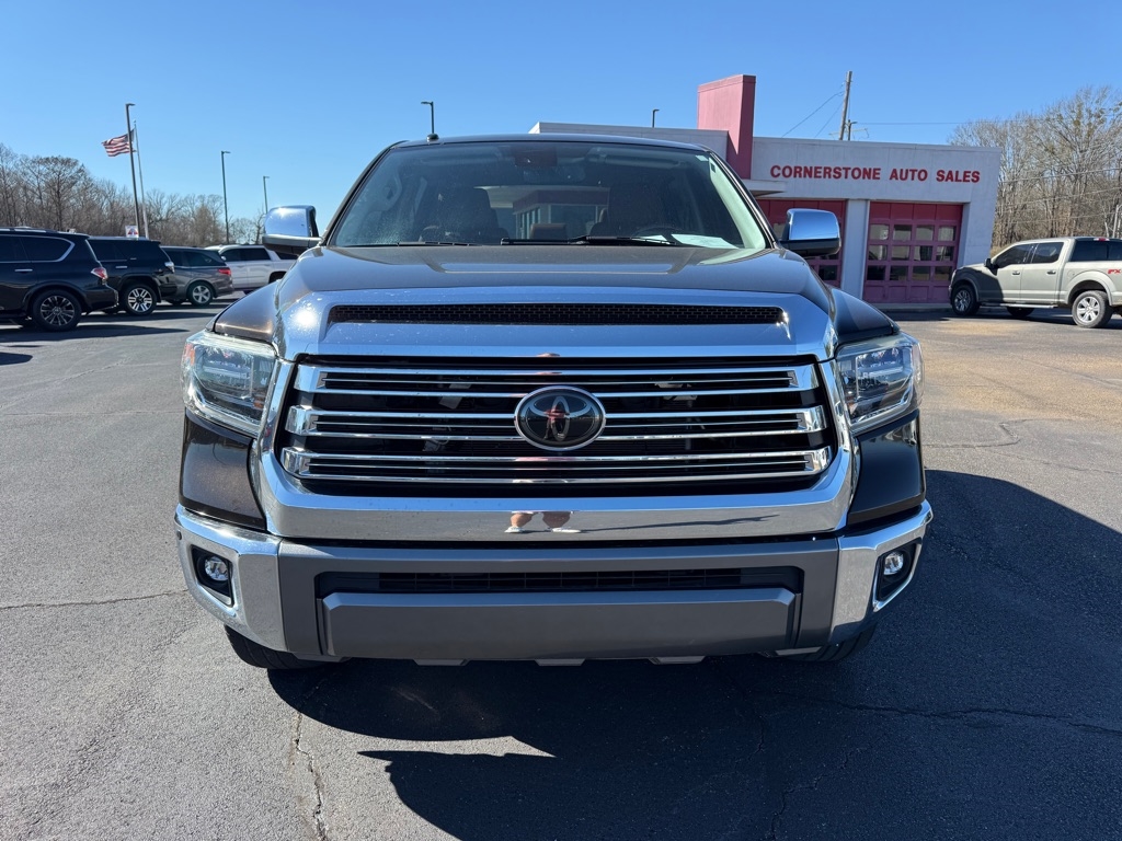 Toyota Tundra  2018