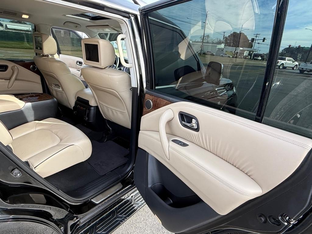 Nissan Armada  2019