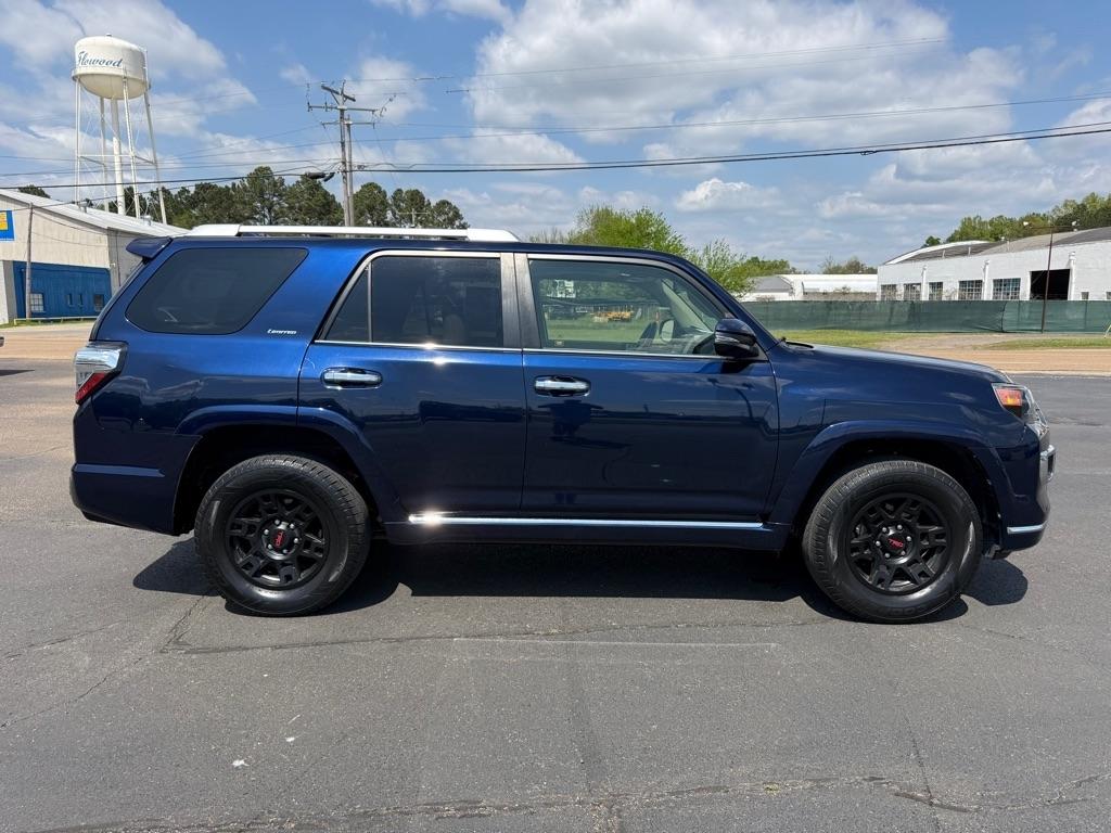 Toyota 4Runner  2017