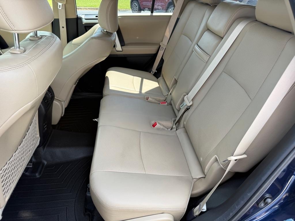 Toyota 4Runner  2017