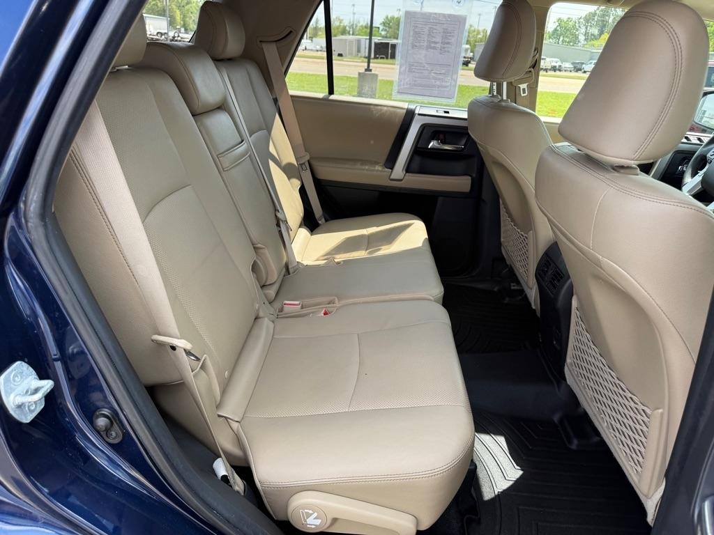 Toyota 4Runner  2017