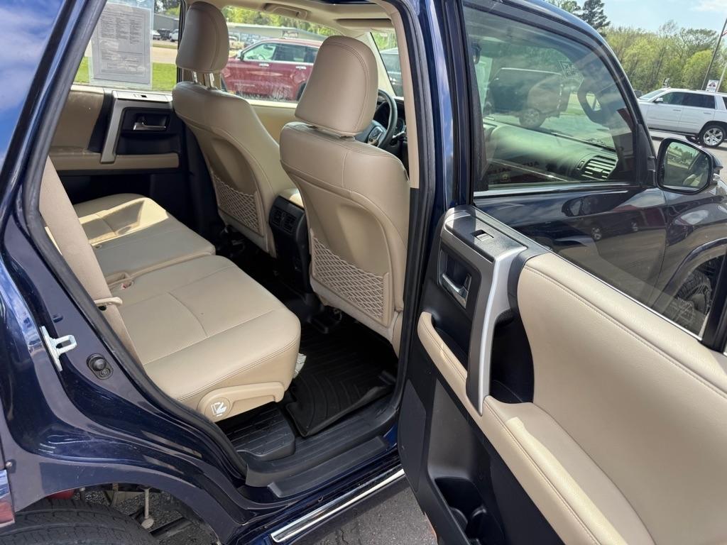 Toyota 4Runner  2017