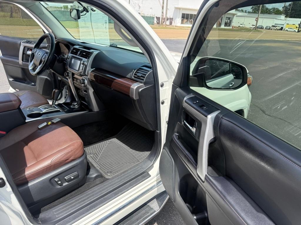 Toyota 4Runner  2018