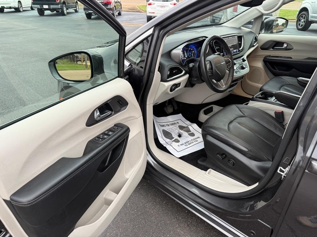 Chrysler Pacifica  2022