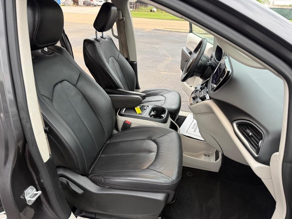 Chrysler Pacifica  2022