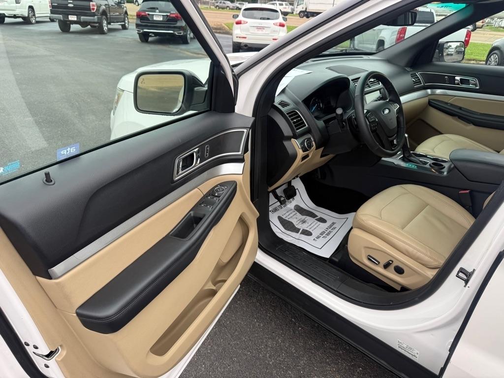 Ford Explorer  2017