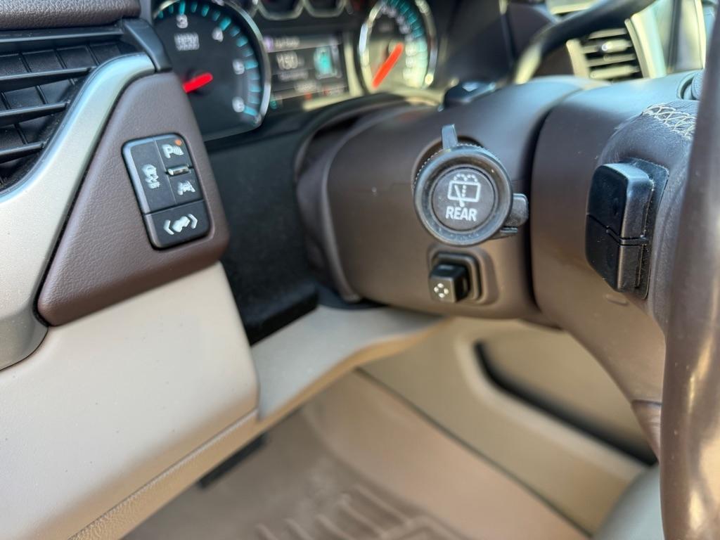 Chevrolet Suburban  2016
