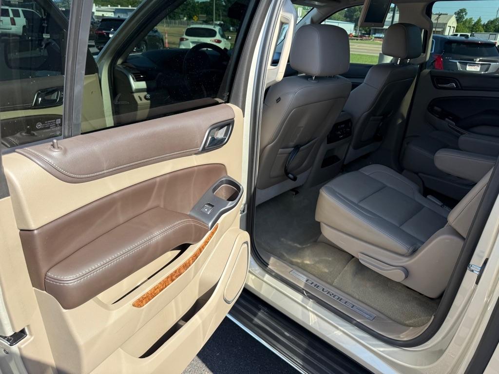 Chevrolet Suburban  2016