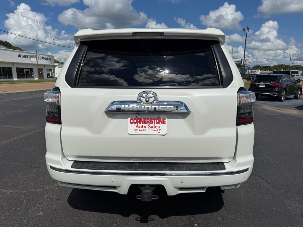 Toyota 4Runner  2016