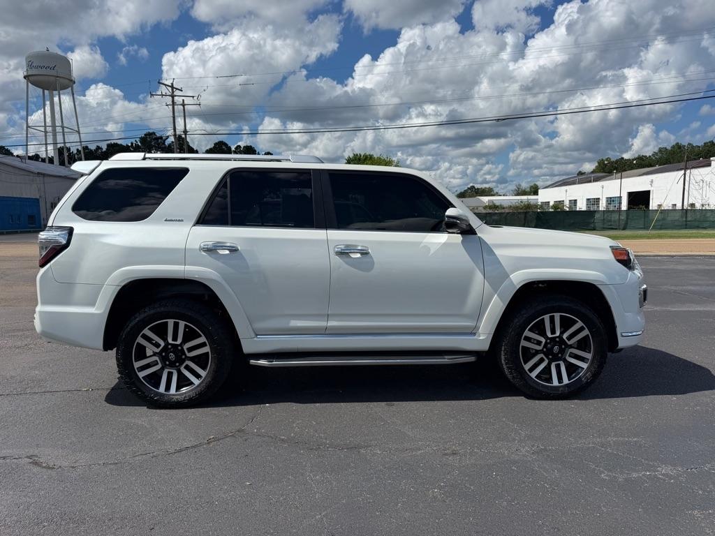 Toyota 4Runner  2016
