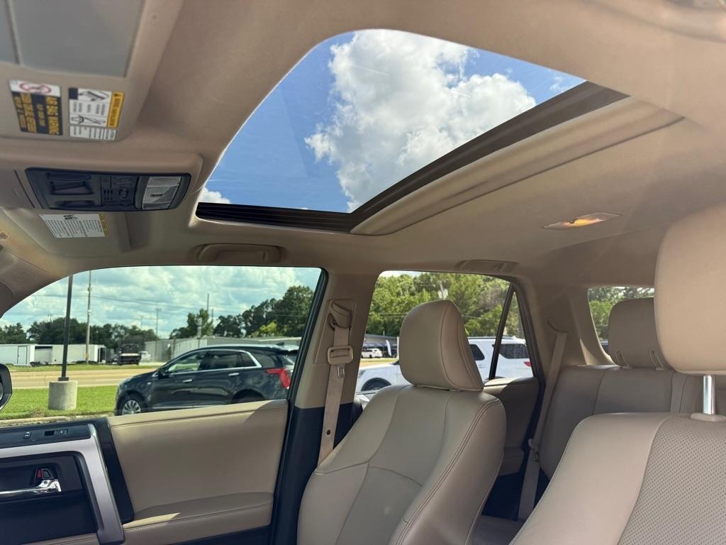 Toyota 4Runner  2016