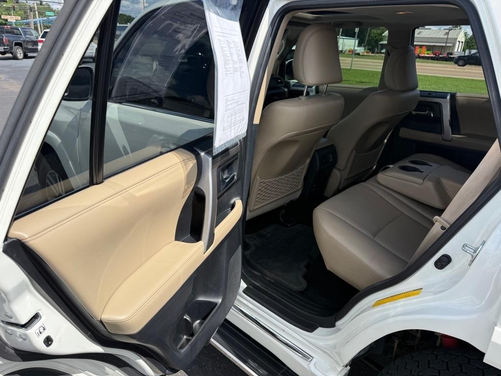 Toyota 4Runner  2016