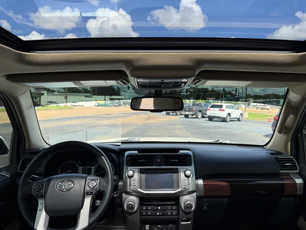 Toyota 4Runner  2016