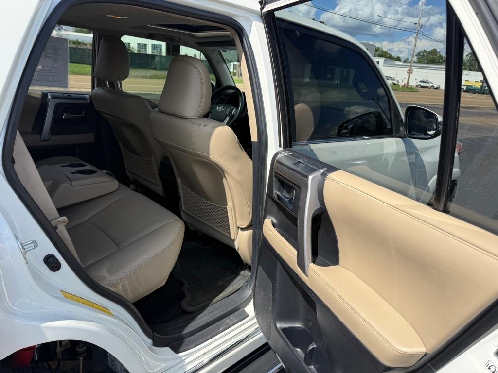 Toyota 4Runner  2016