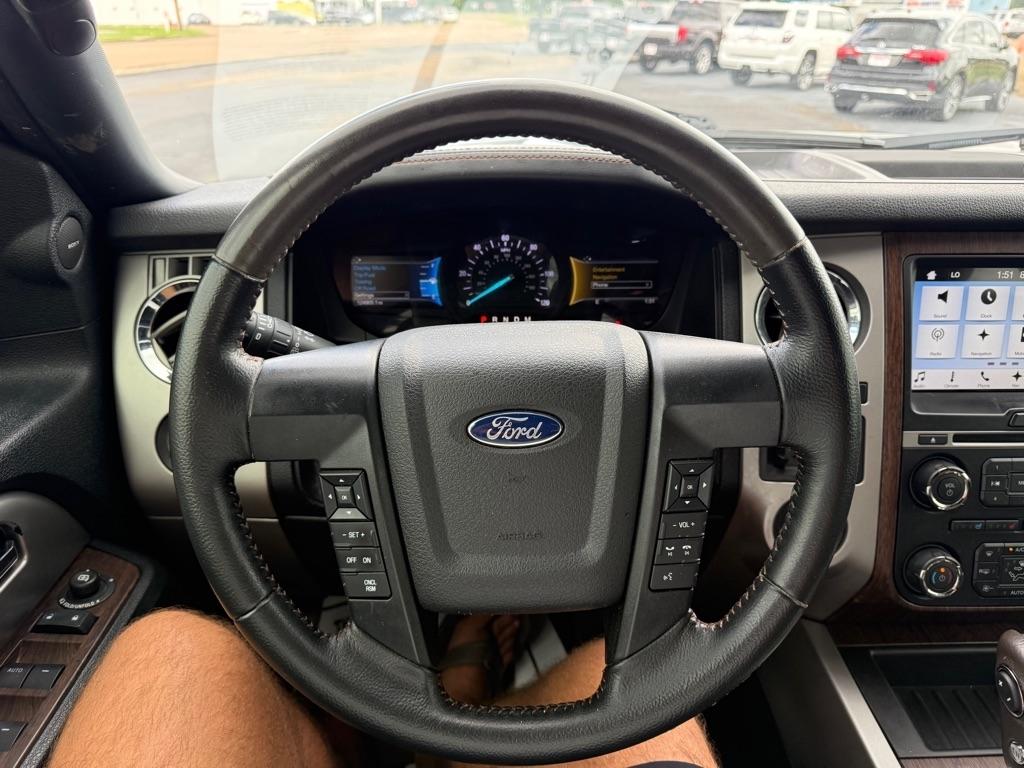 Ford Expedition  2017