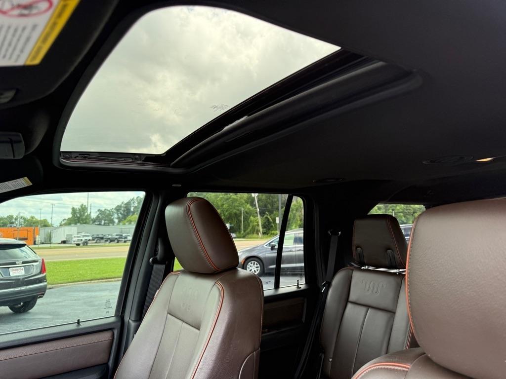 Ford Expedition  2017